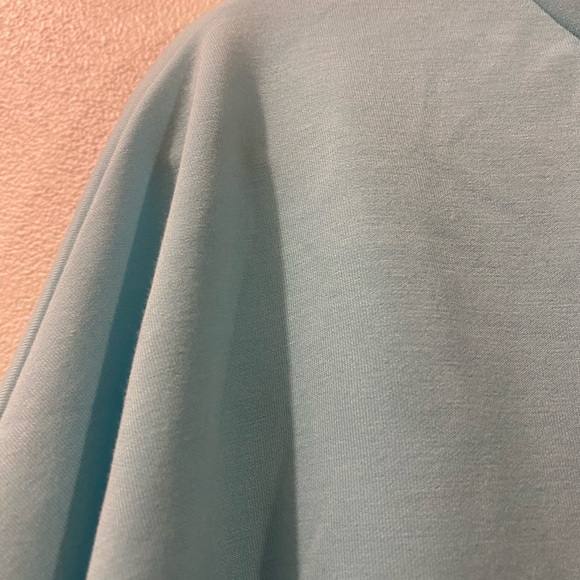Simply Southern woman’s Aqua Blue Cropped Hoodie - Picture 6 of 11